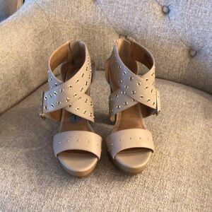 Report Studded Block Heel Sandals Size 7 Neutral Ankle Strap